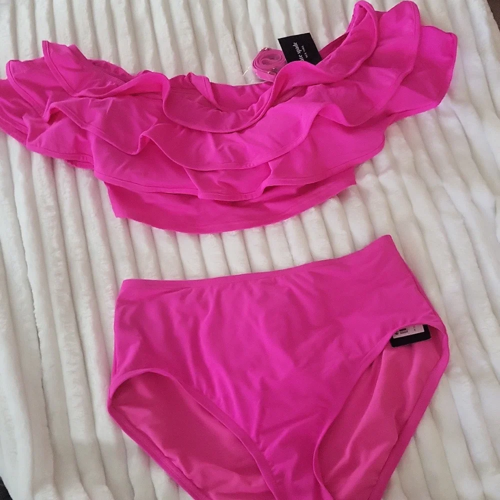 Kate Spade New York fuchsia pink ruffle bikini top and high-waisted bottom set - Picture 3 of 8